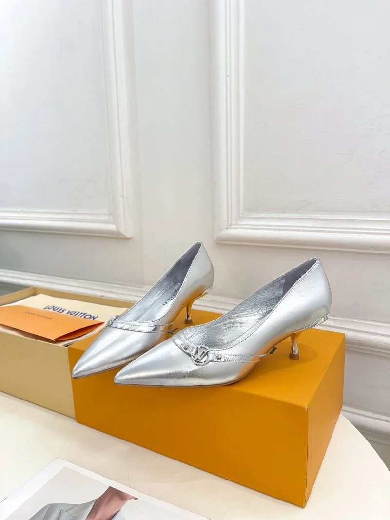 Lightweight Louis Vuitton Heeled Shoes 32360