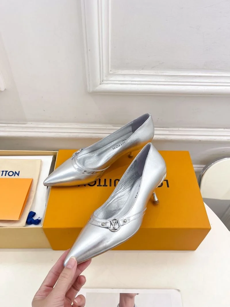 Lightweight Louis Vuitton Heeled Shoes 32360