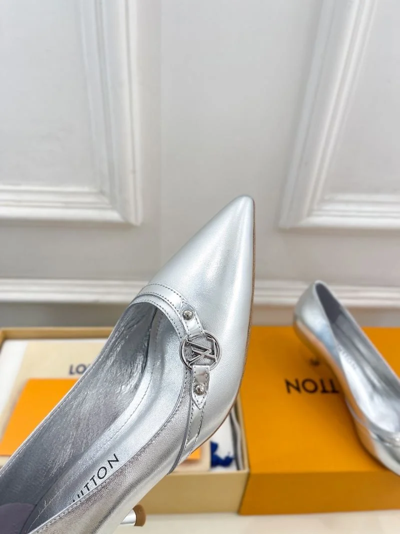 Lightweight Louis Vuitton Heeled Shoes 32360