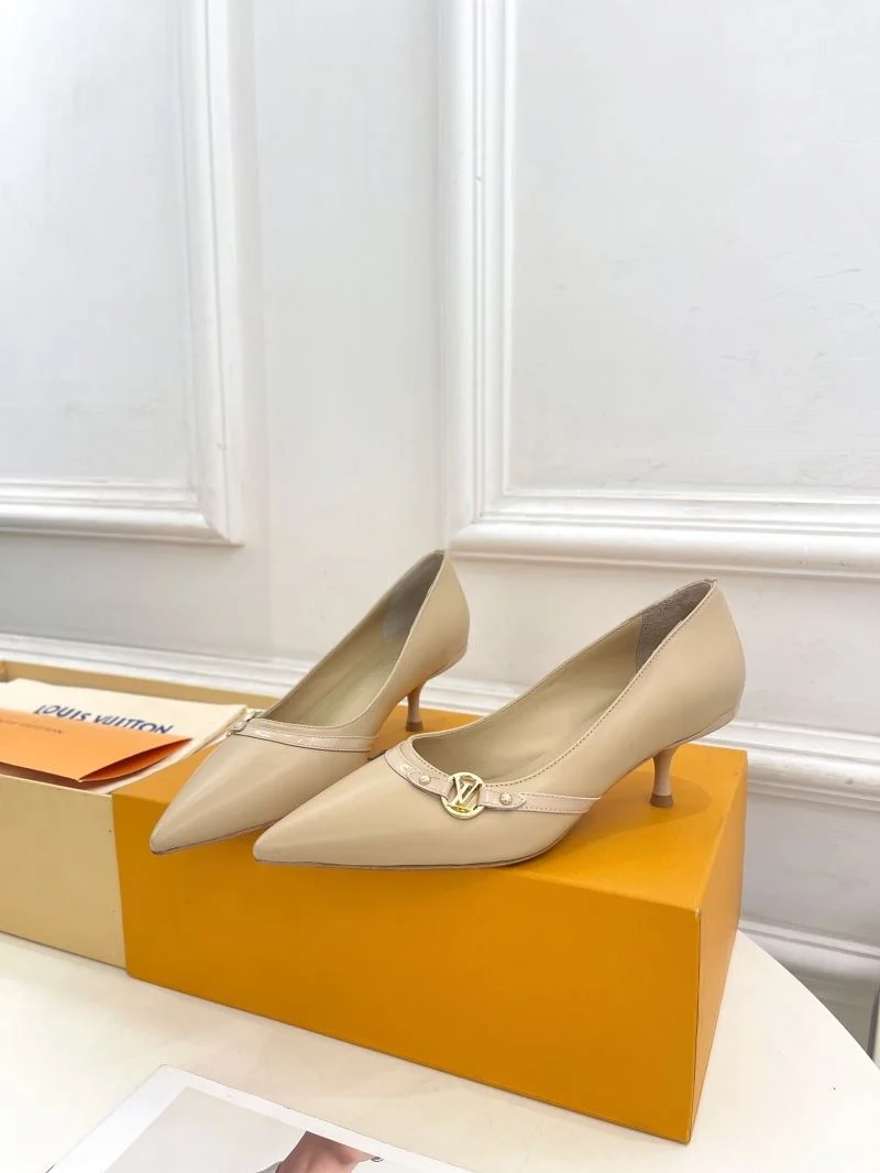 Bright Louis Vuitton Heeled Shoes 32359