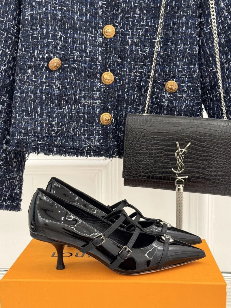 Louis Vuitton Heeled Shoes Tailored 32364