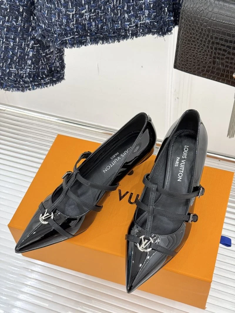 Louis Vuitton Heeled Shoes Tailored 32364