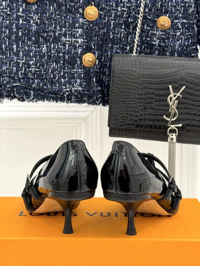Louis Vuitton Heeled Shoes Tailored 32364