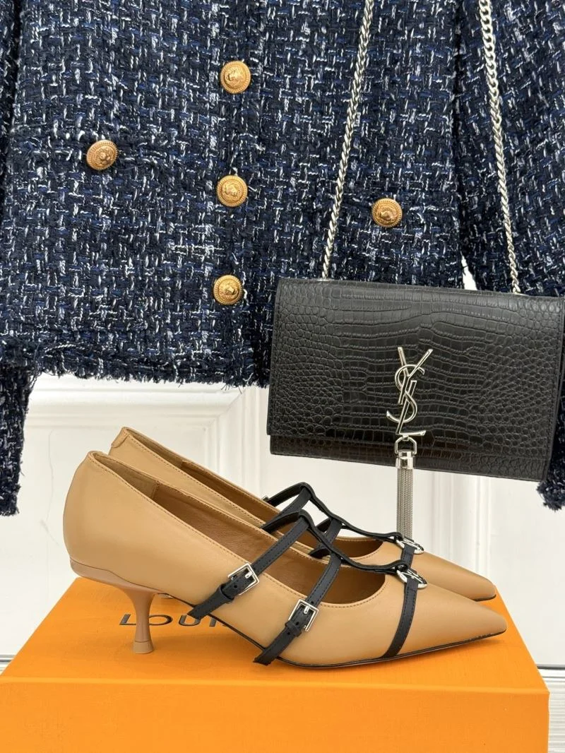 Louis Vuitton Heeled Shoes Tailored 32345