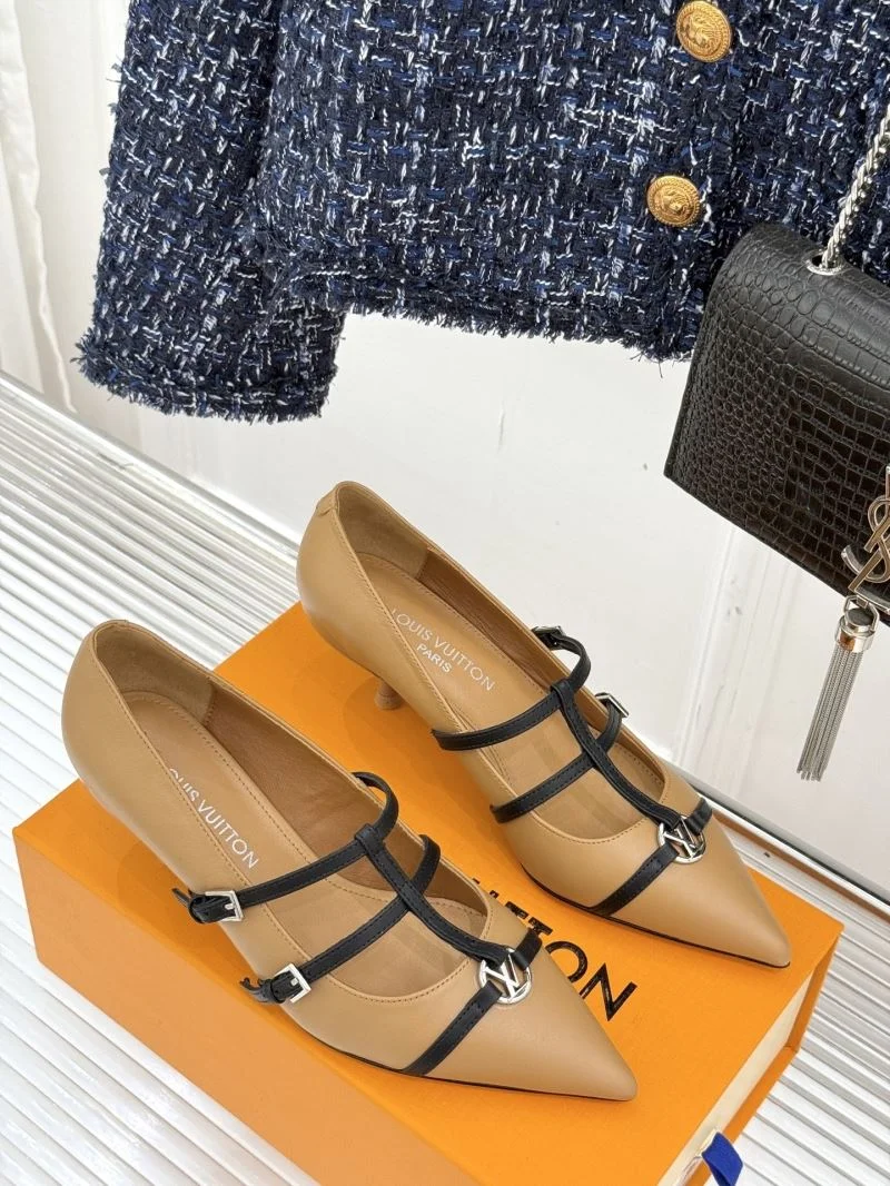 Louis Vuitton Heeled Shoes Tailored 32345
