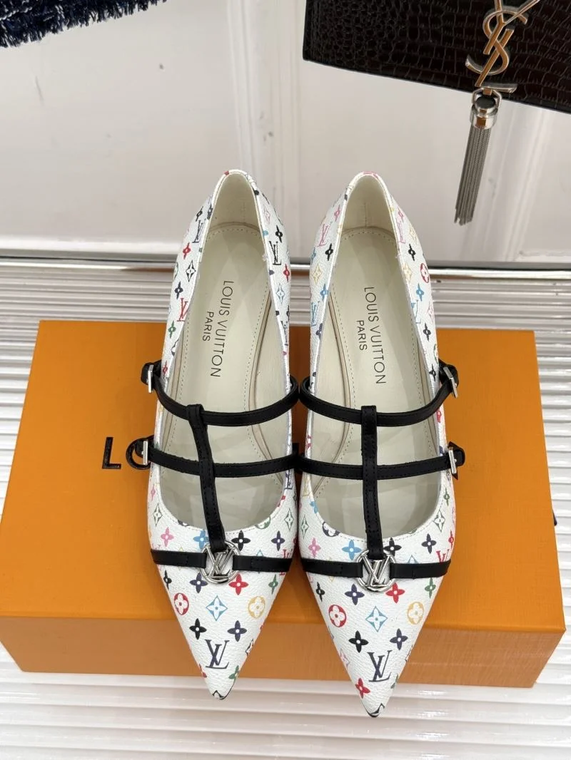 SmartChoice Louis Vuitton Heeled Shoes 32347