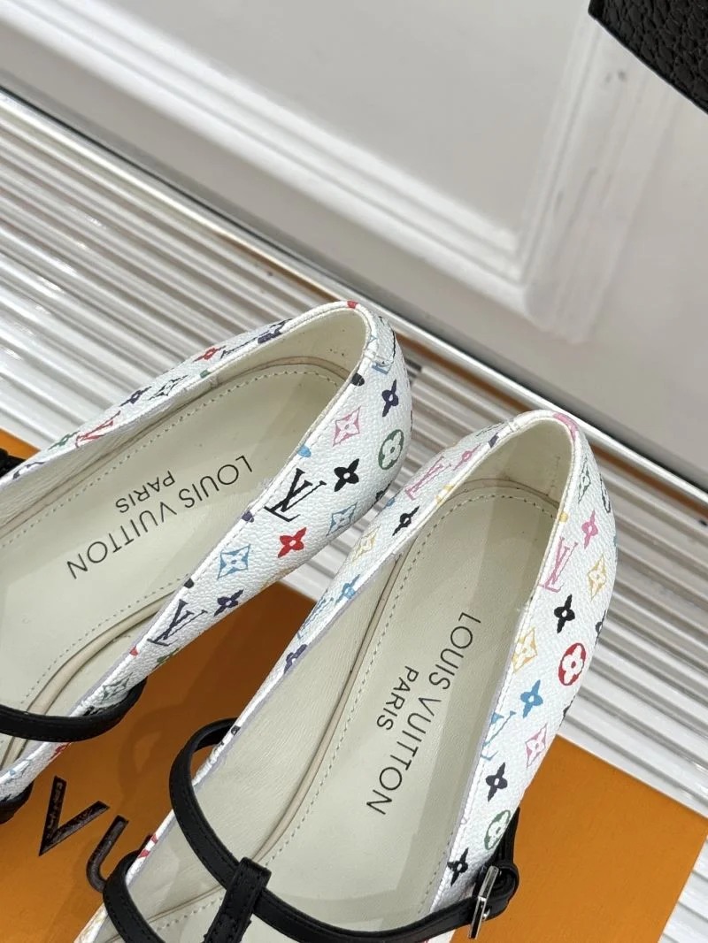 SmartChoice Louis Vuitton Heeled Shoes 32347
