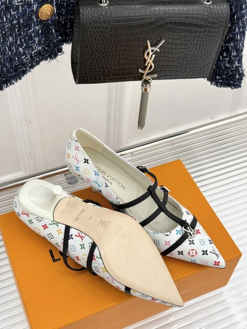 SmartChoice Louis Vuitton Heeled Shoes 32347