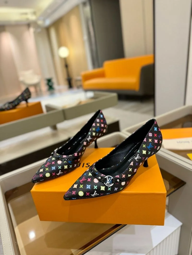 EasyCare Louis Vuitton Heeled Shoes 32343