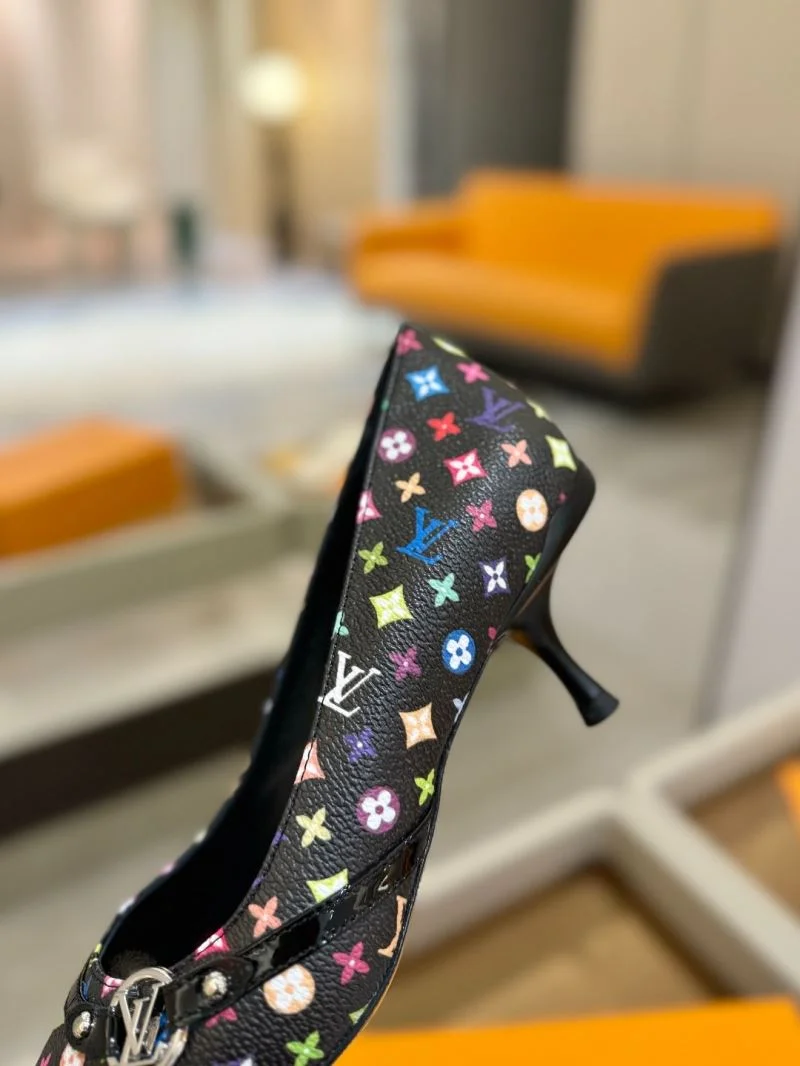 EasyCare Louis Vuitton Heeled Shoes 32343