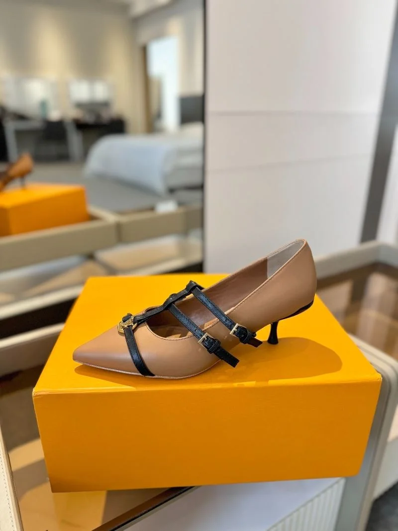 TechFriendly Louis Vuitton Heeled Shoes 31997