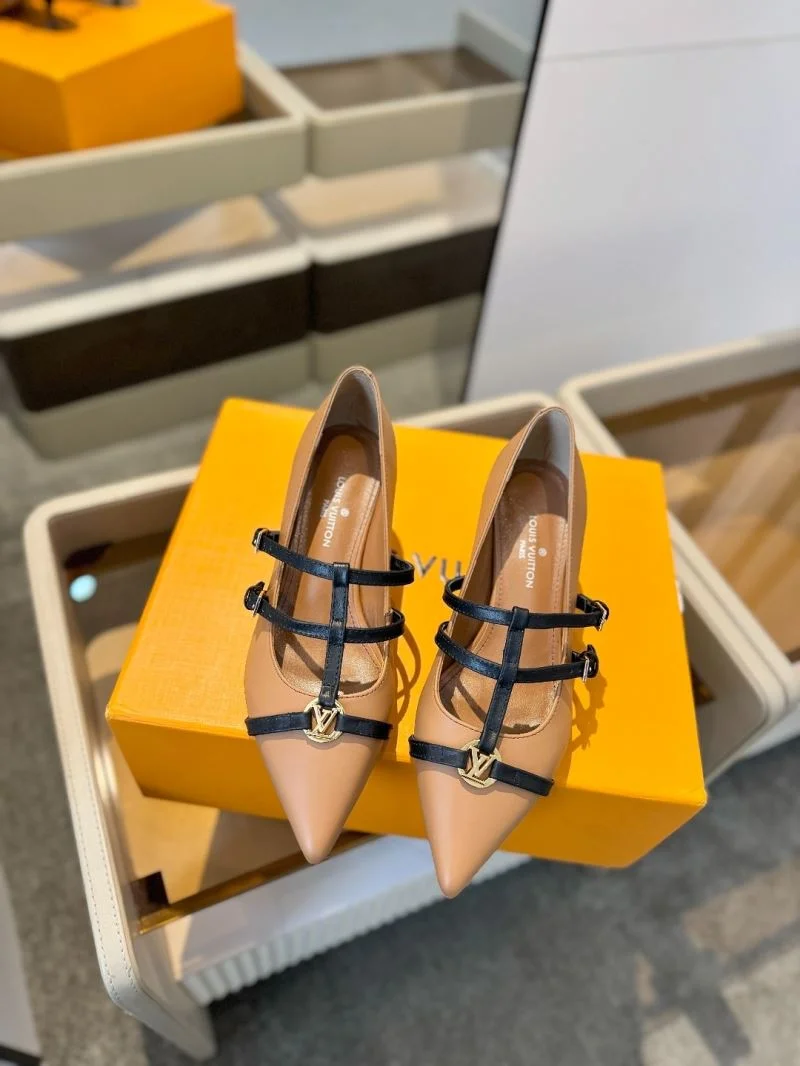 TechFriendly Louis Vuitton Heeled Shoes 31997