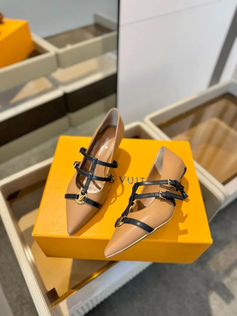 TechFriendly Louis Vuitton Heeled Shoes 31997