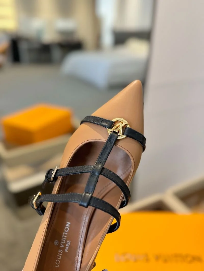 TechFriendly Louis Vuitton Heeled Shoes 31997