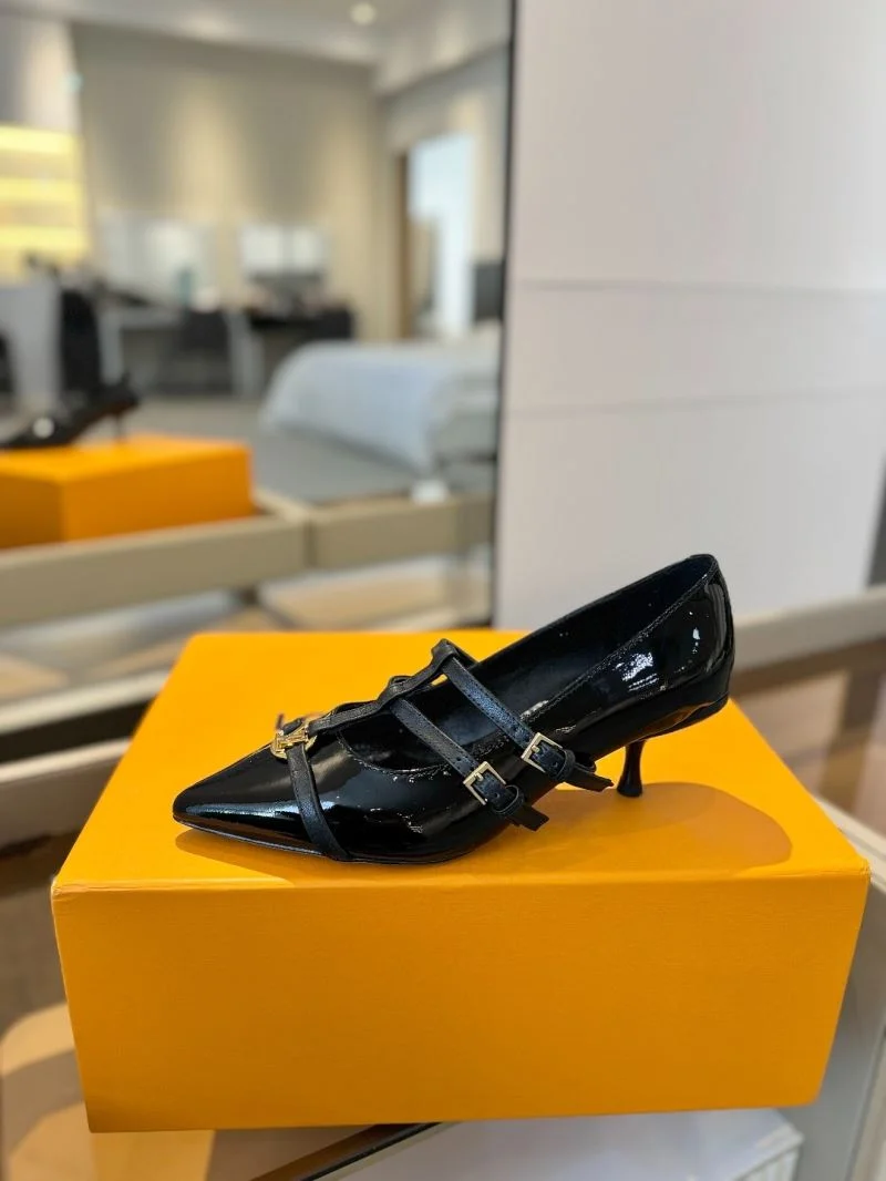 Vibrant Louis Vuitton Heeled Shoes 31979