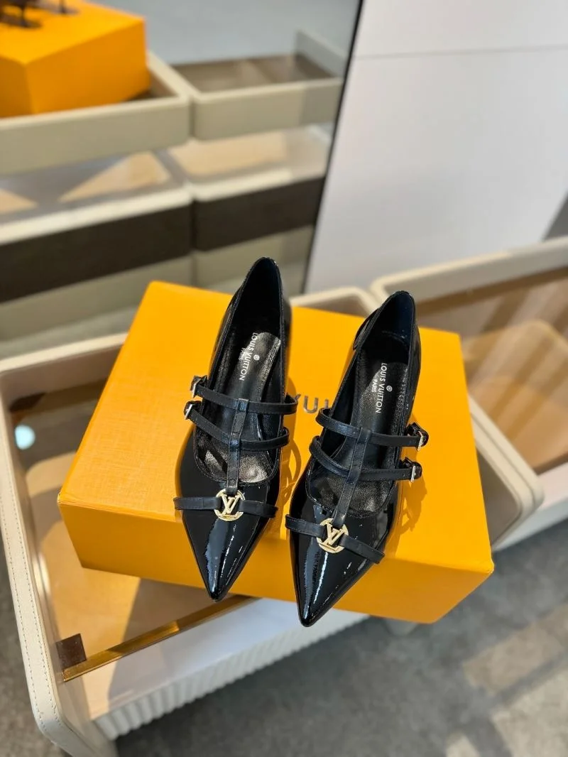 Vibrant Louis Vuitton Heeled Shoes 31979