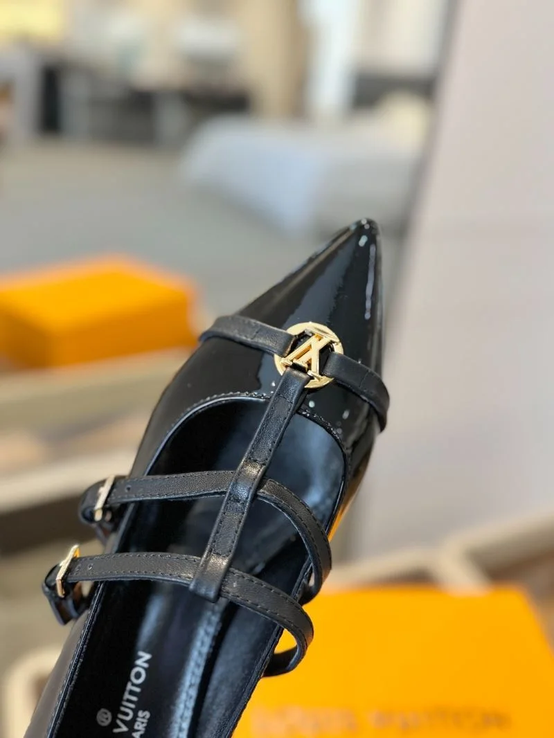 Vibrant Louis Vuitton Heeled Shoes 31979