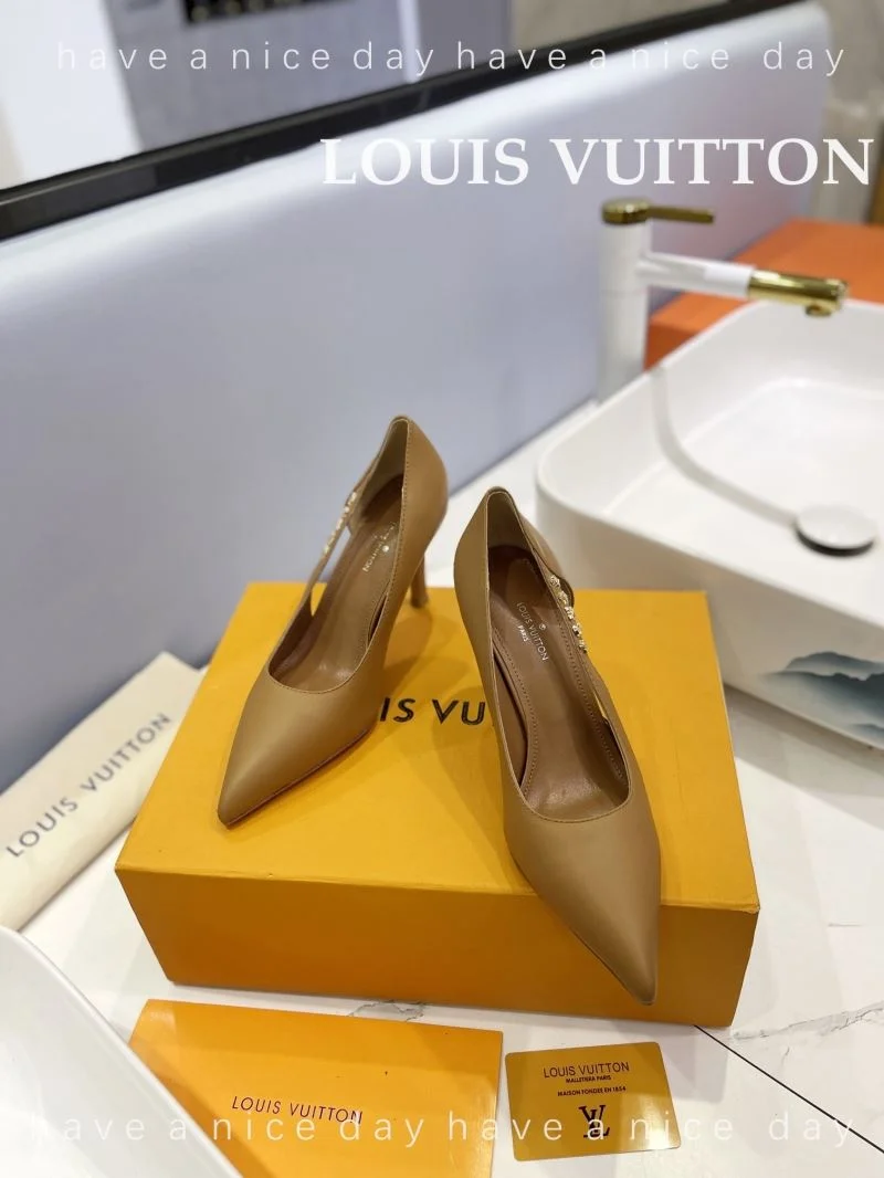 Effortless Louis Vuitton Heeled Shoes 31990