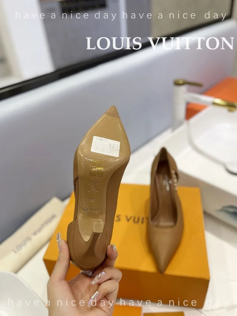 Effortless Louis Vuitton Heeled Shoes 31990