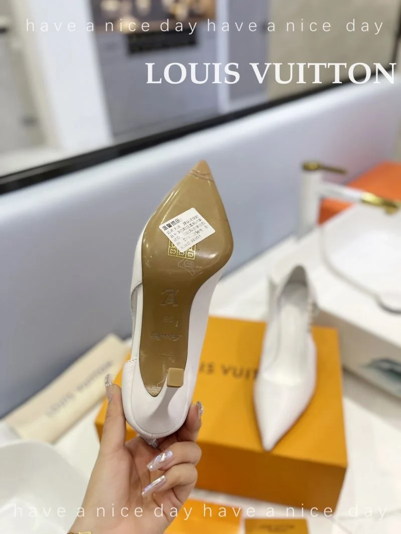 Louis Vuitton Heeled Shoes Supportive 31972