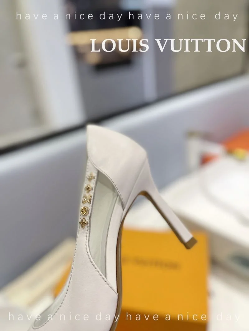 Louis Vuitton Heeled Shoes Supportive 31972