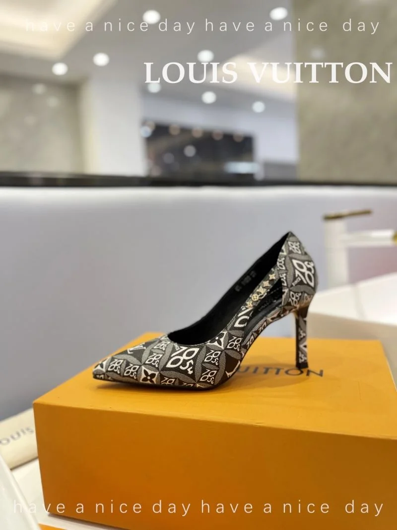 Elegant Louis Vuitton Heeled Shoes 31986