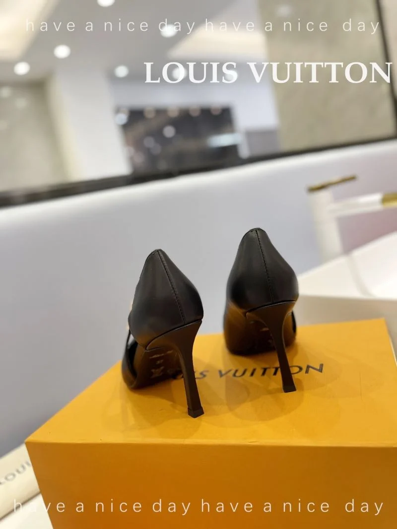 Louis Vuitton Heeled Shoes Versatile 31976