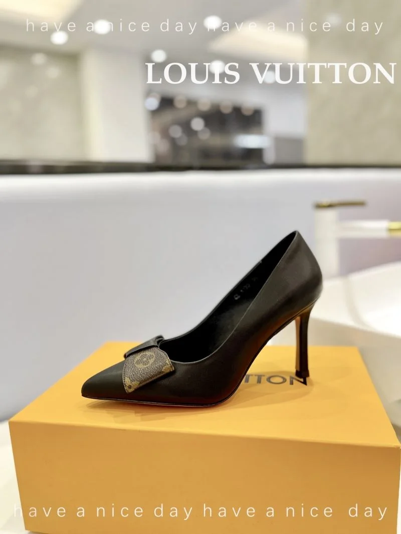 Lightweight Louis Vuitton Heeled Shoes 31980