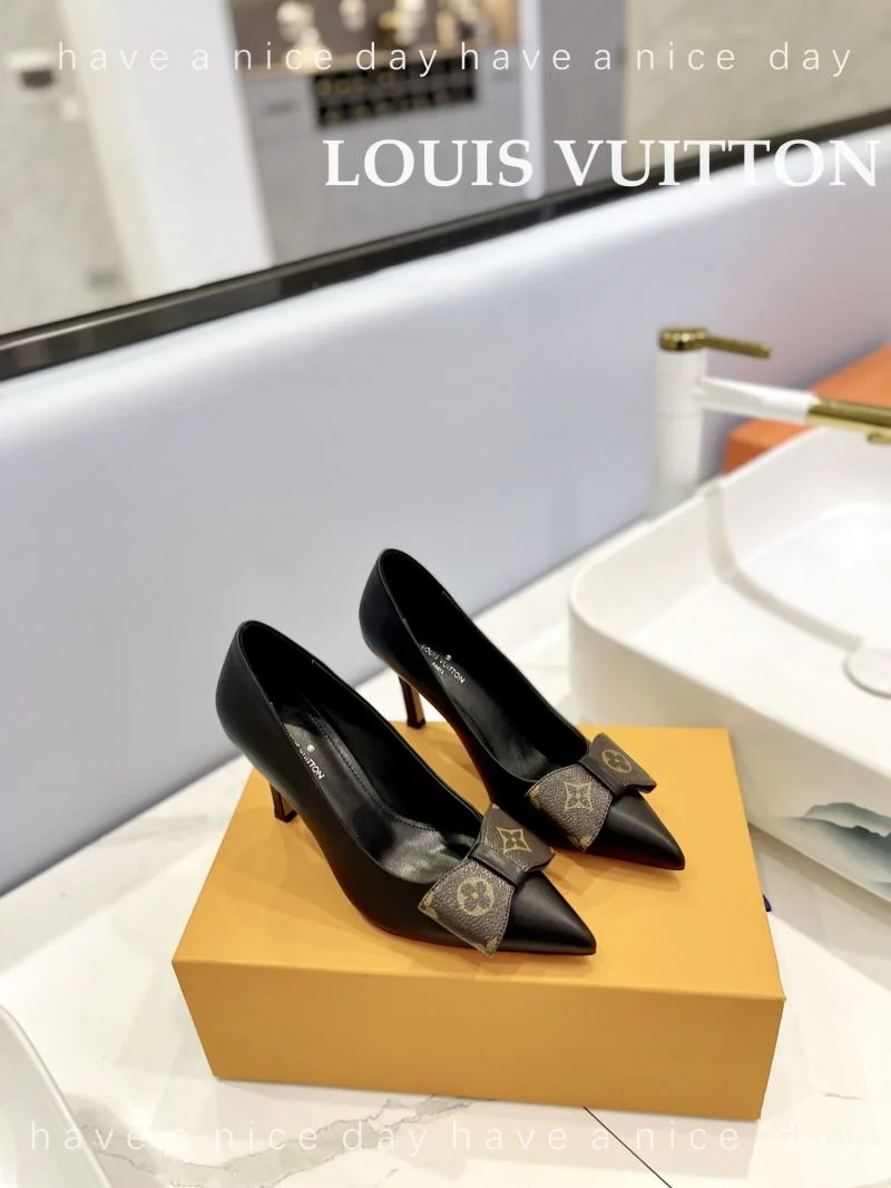 Lightweight Louis Vuitton Heeled Shoes 31980