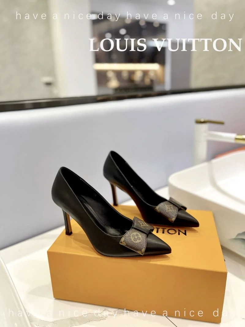 Lightweight Louis Vuitton Heeled Shoes 31980