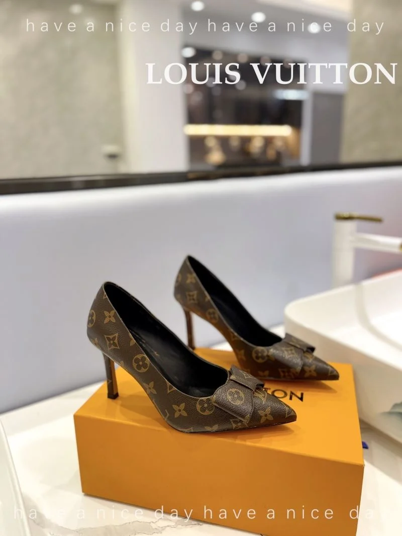 Louis Vuitton Heeled Shoes Casual 32000