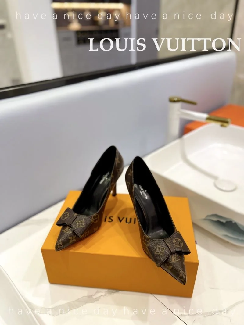 Louis Vuitton Heeled Shoes Casual 32000