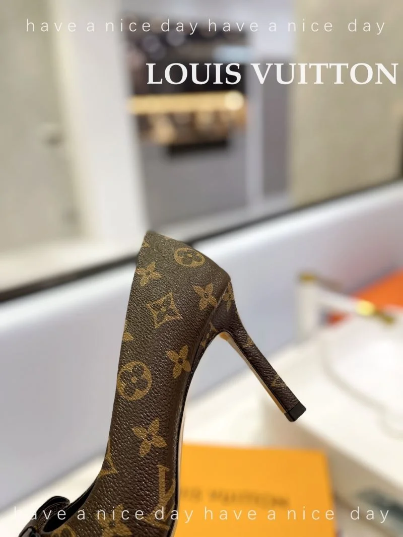 Louis Vuitton Heeled Shoes Casual 32000