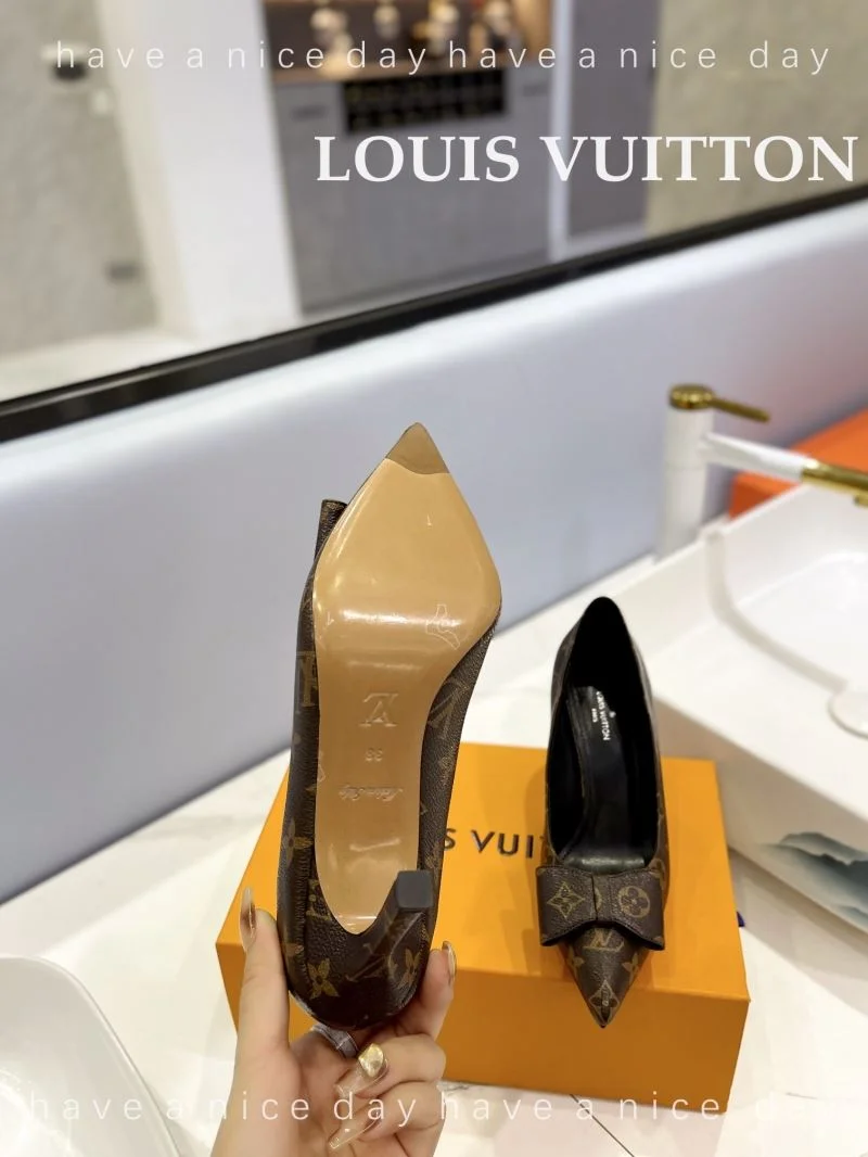 Louis Vuitton Heeled Shoes Casual 32000