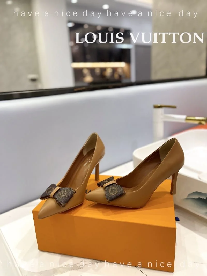 StreetReady Louis Vuitton Heeled Shoes 31998