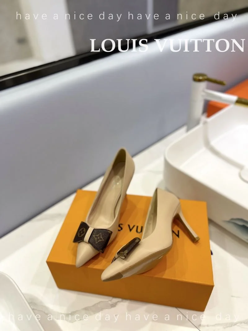 ZeroBulk Louis Vuitton Heeled Shoes 31974