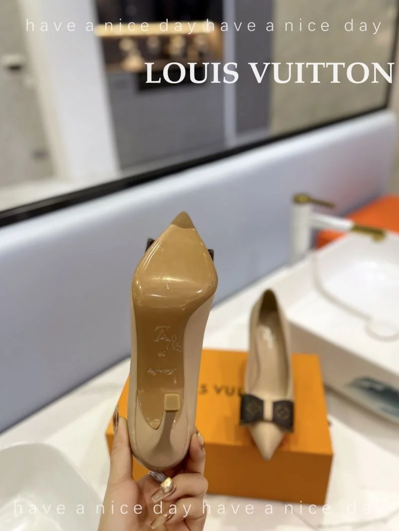 ZeroBulk Louis Vuitton Heeled Shoes 31974