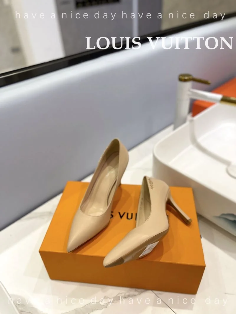Classic Louis Vuitton Heeled Shoes 31970