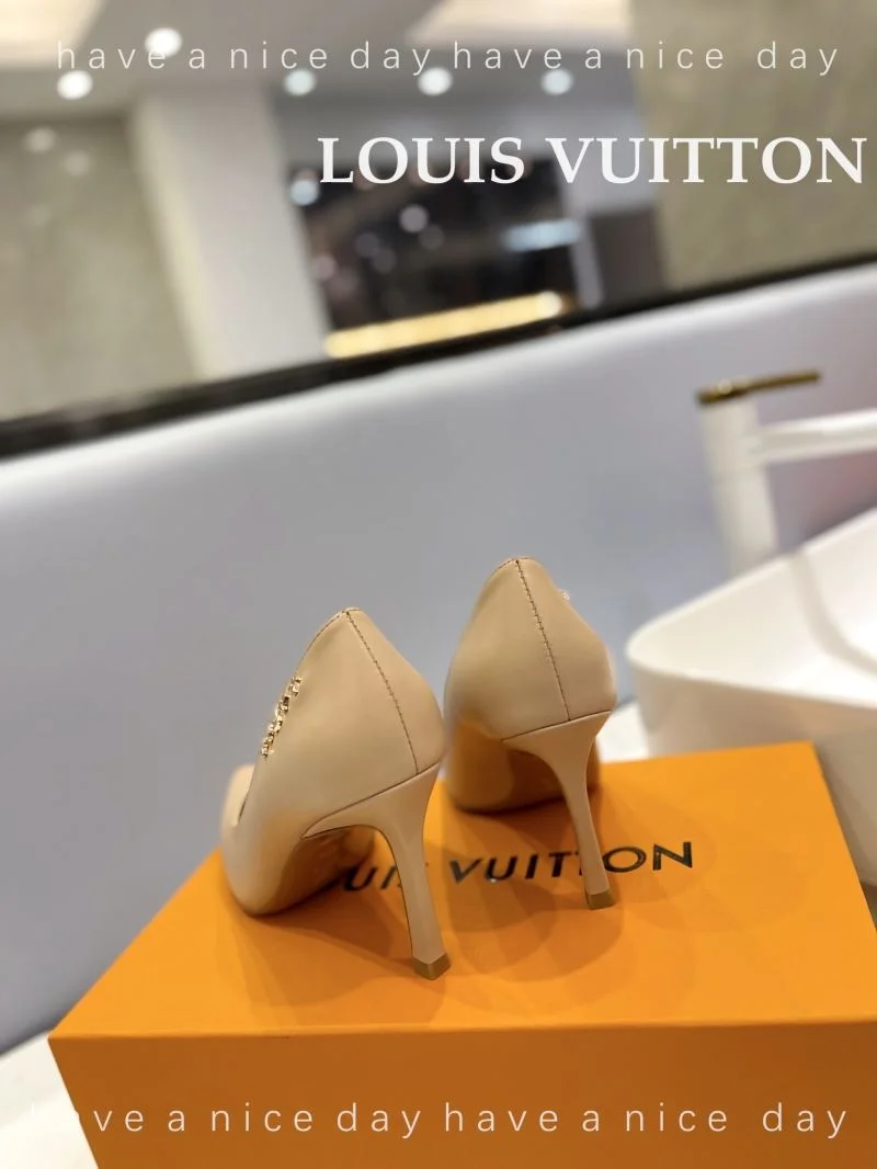 Classic Louis Vuitton Heeled Shoes 31970