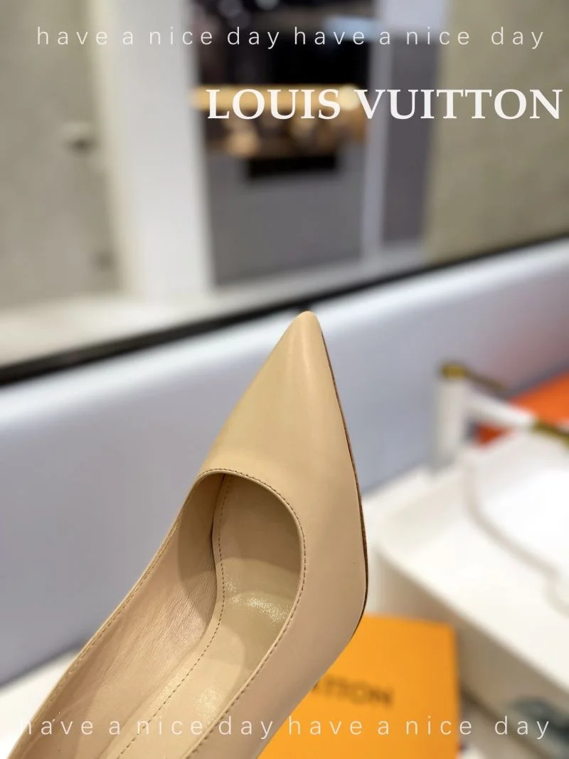 Classic Louis Vuitton Heeled Shoes 31970