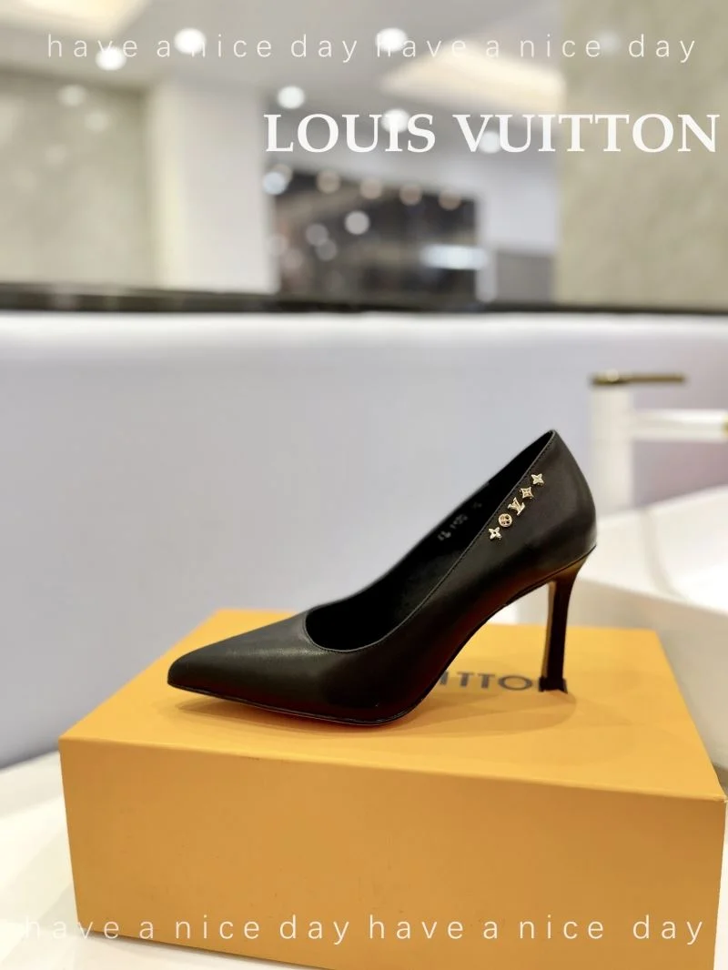 MoistureWicking Louis Vuitton Heeled Shoes 31969