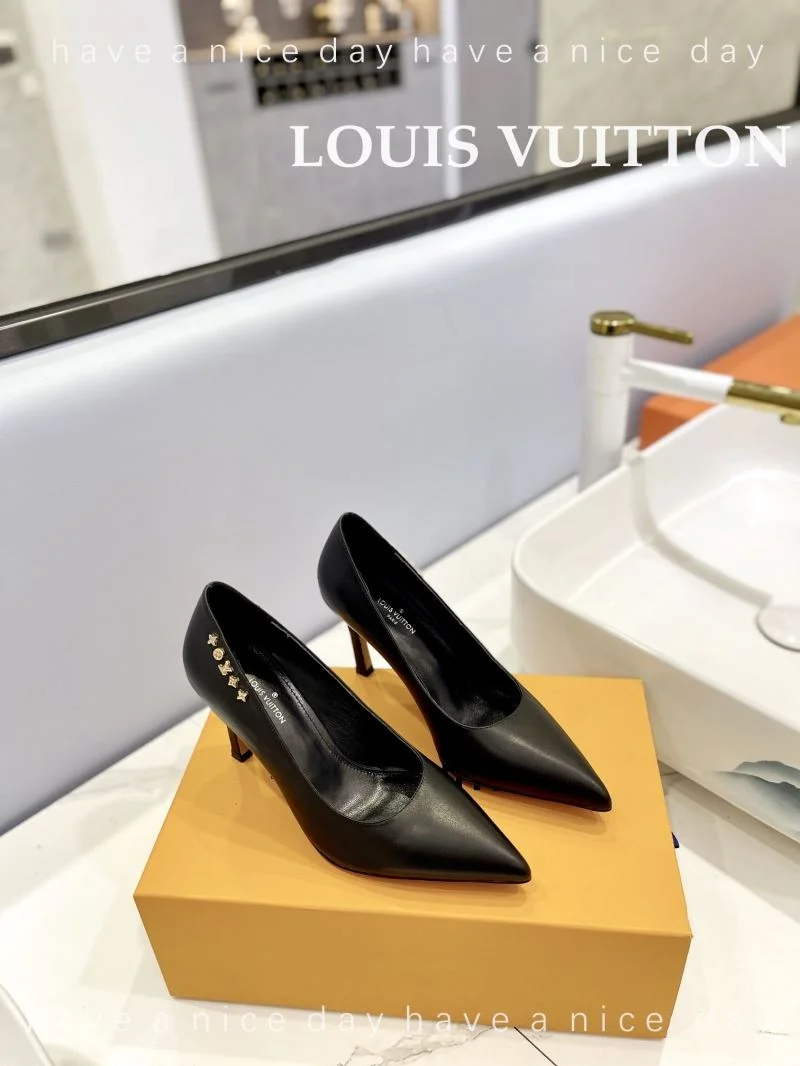 MoistureWicking Louis Vuitton Heeled Shoes 31969