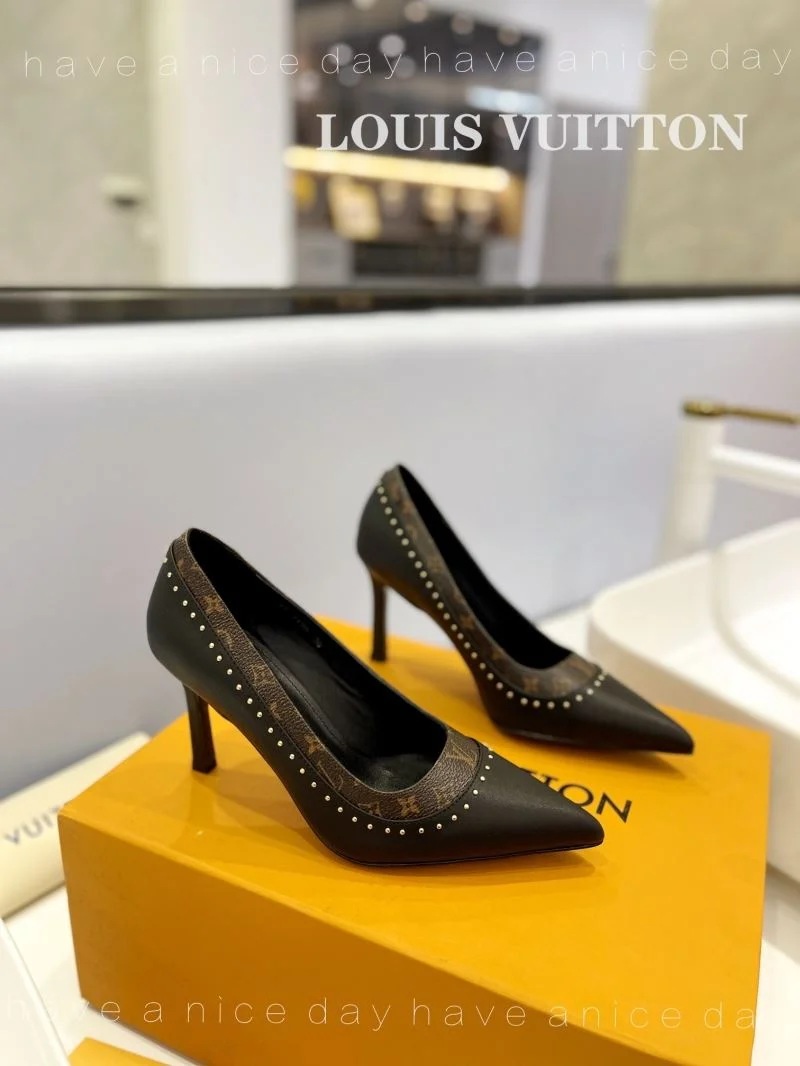 Louis Vuitton Heeled Shoes FashionForward 31965