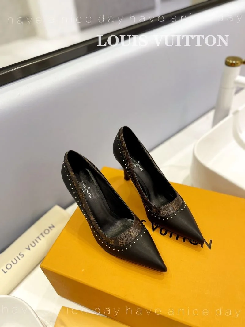 Louis Vuitton Heeled Shoes FashionForward 31965