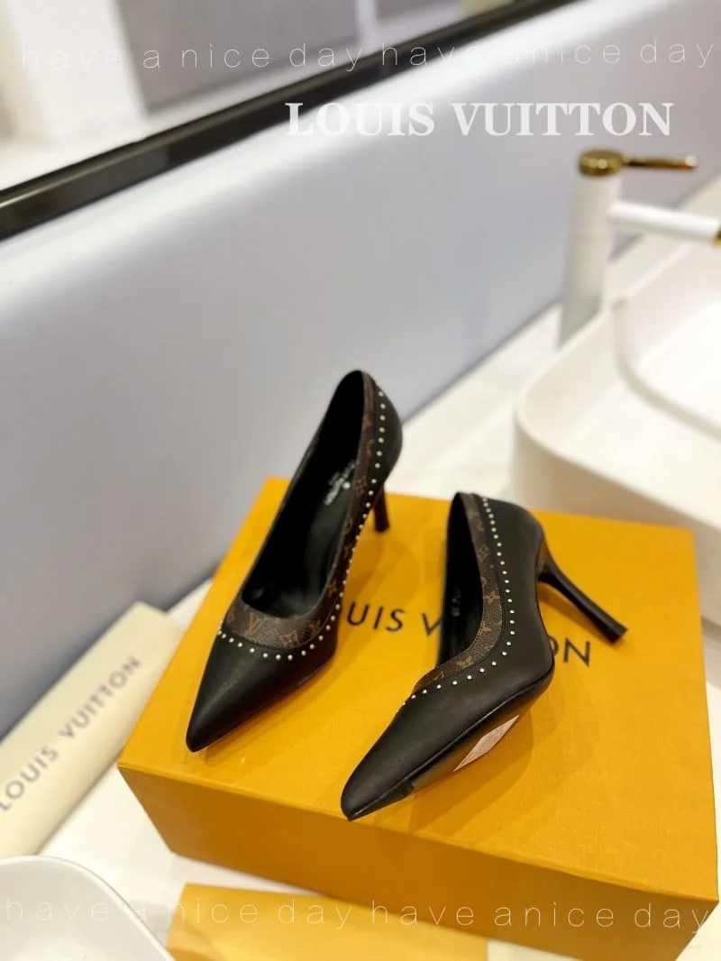 Louis Vuitton Heeled Shoes FashionForward 31965