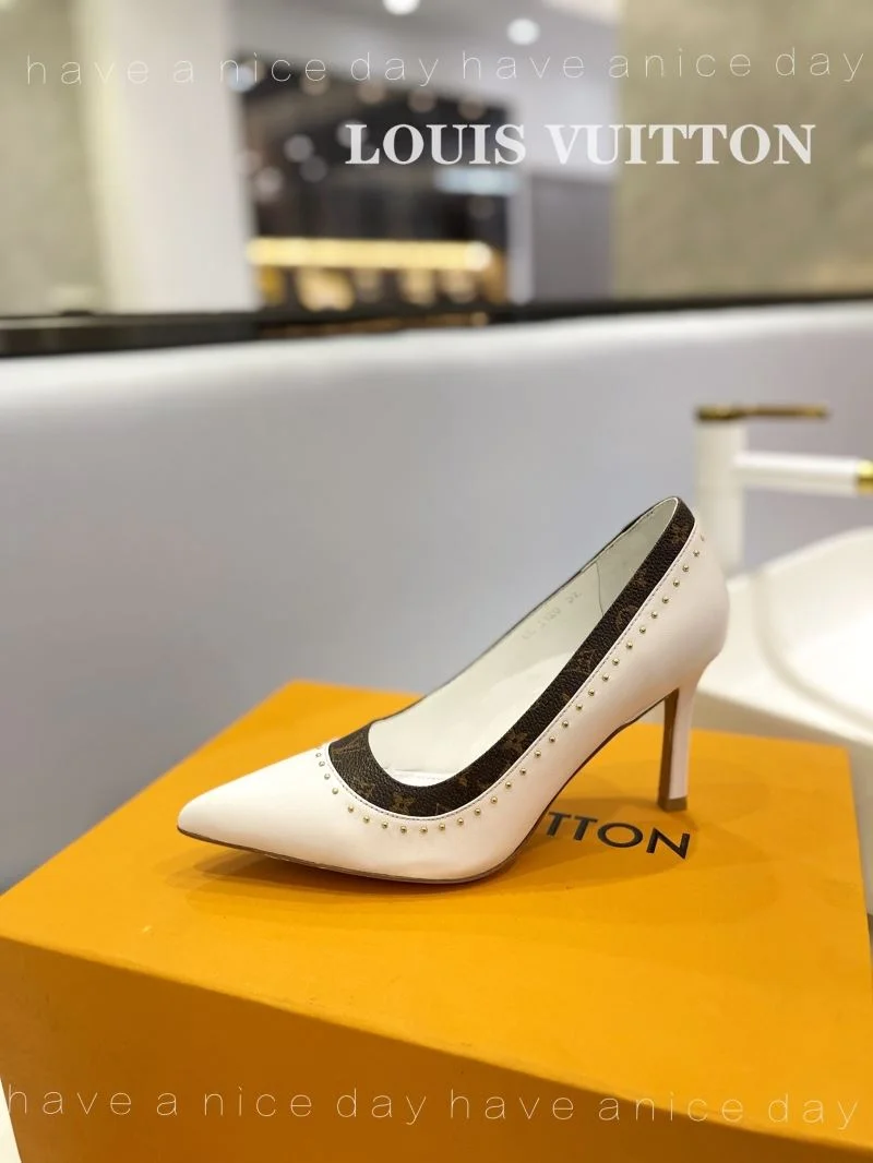 Louis Vuitton Heeled Shoes WellDesigned 31963