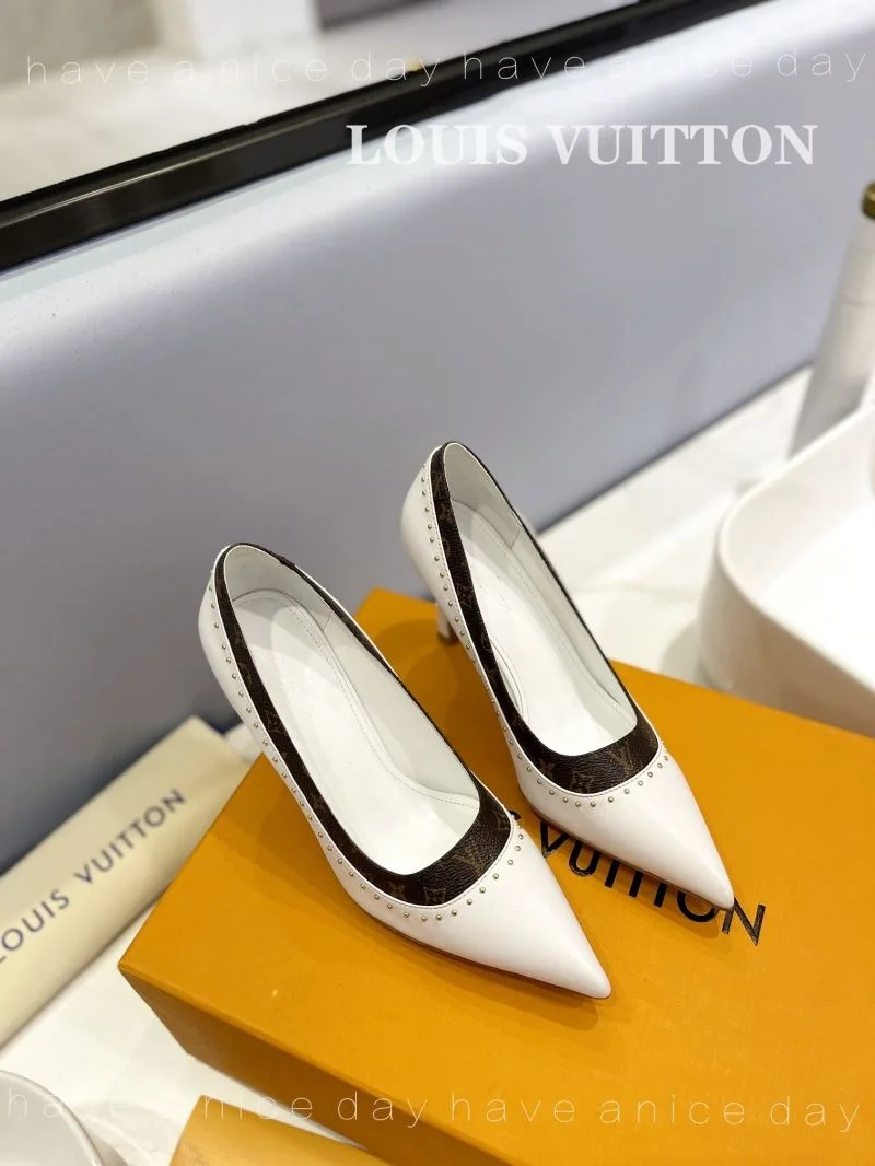 Louis Vuitton Heeled Shoes WellDesigned 31963