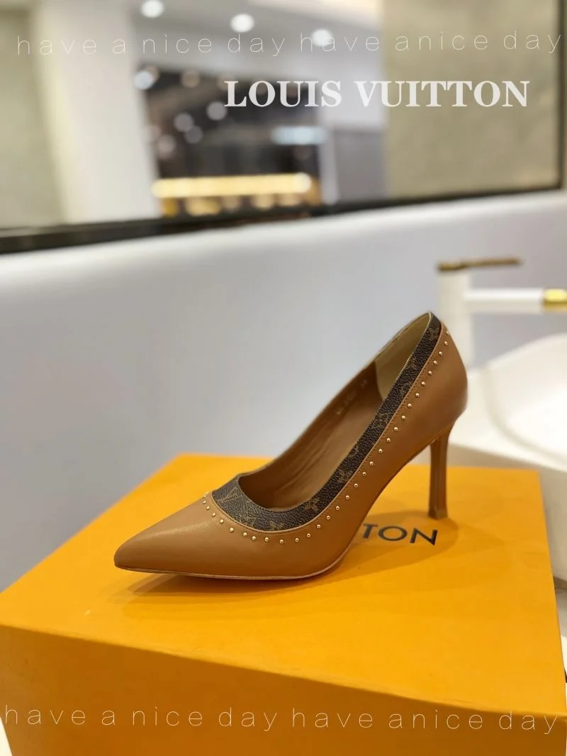 WeatherProof Louis Vuitton Heeled Shoes 31953