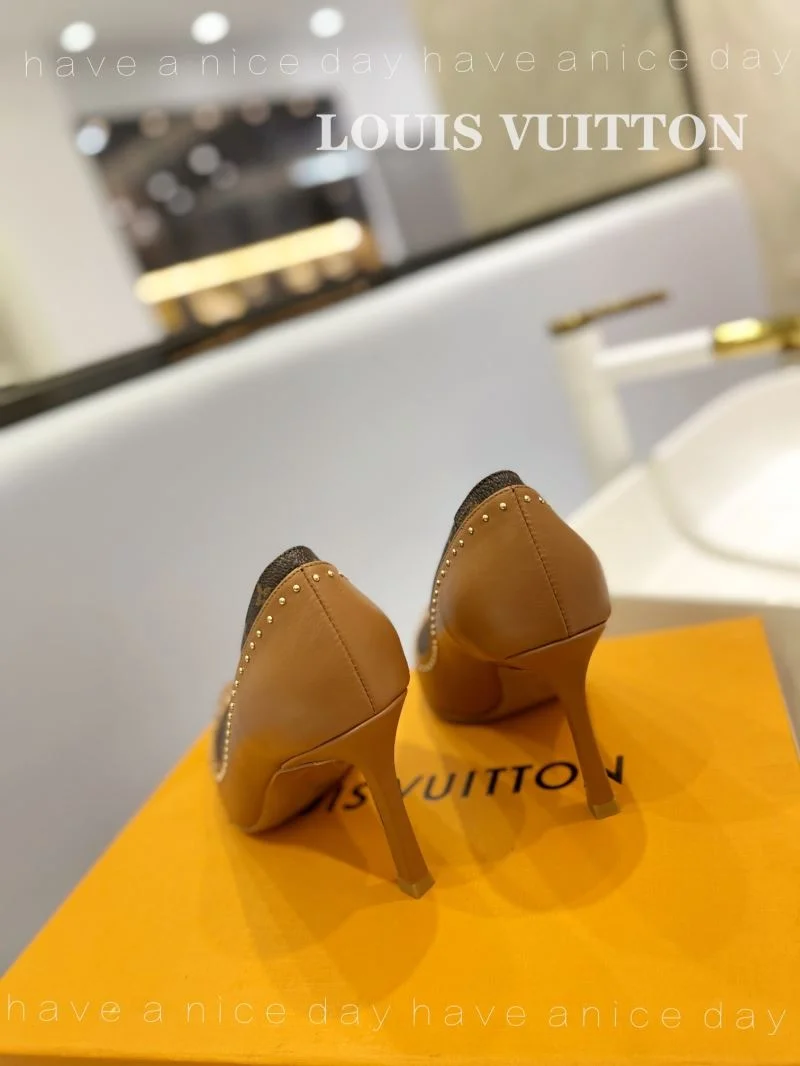 WeatherProof Louis Vuitton Heeled Shoes 31953