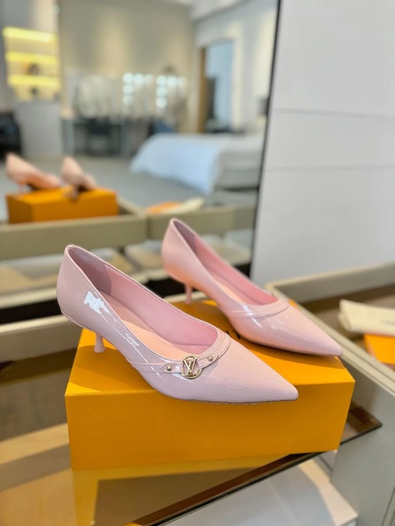 Louis Vuitton Heeled Shoes Chic 31961